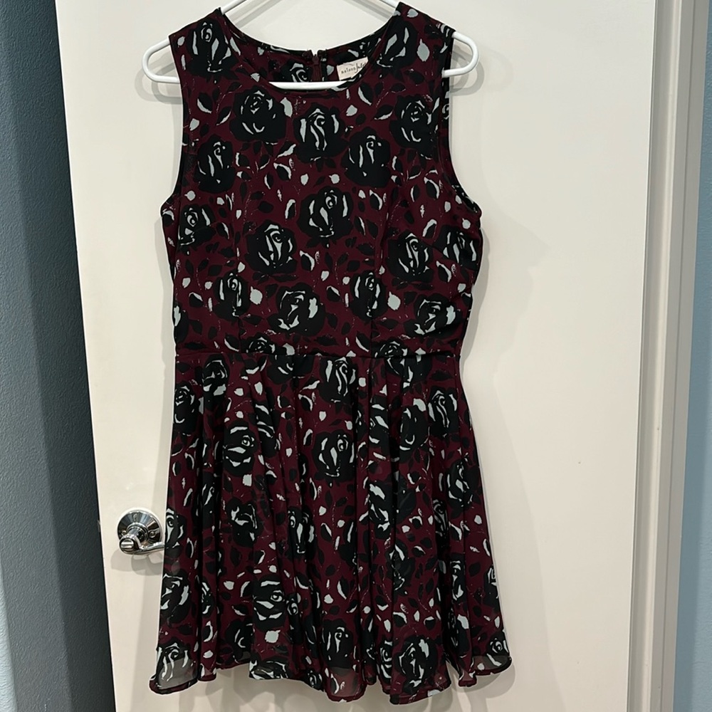 𝅺MAISON Jules sleeveless dress. Large